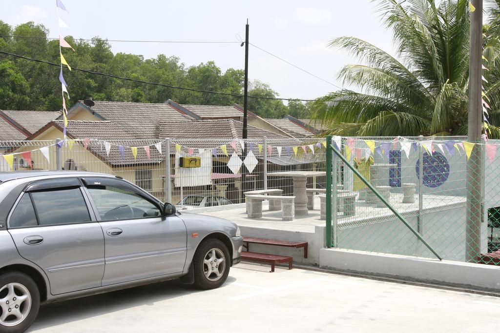 Alor Villa Malacca Exterior foto