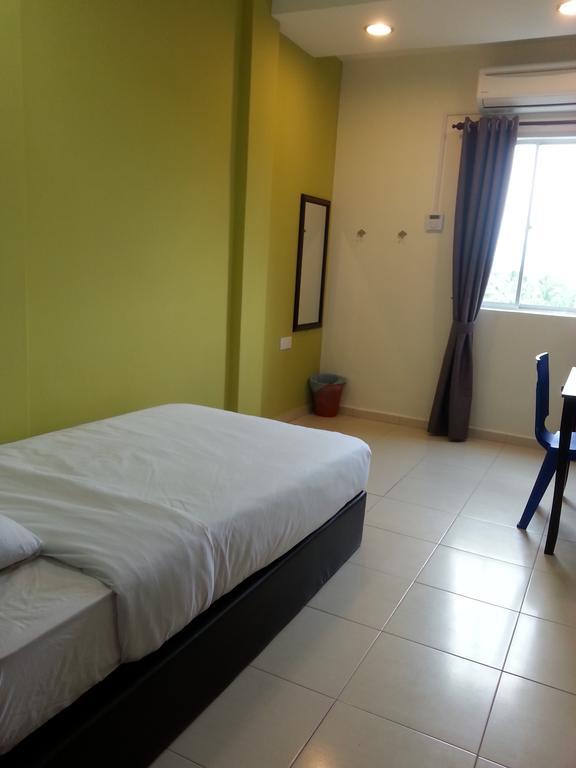 Alor Villa Malacca Zimmer foto