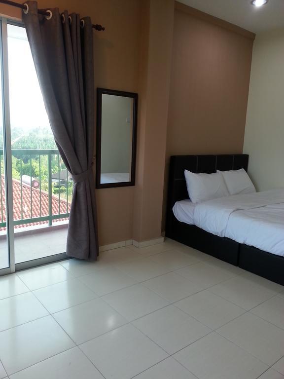 Alor Villa Malacca Zimmer foto